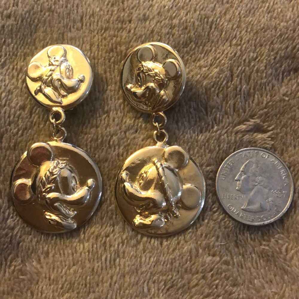 Rare & Vintage Wendy GallDisney ClipOn Earrings Gem